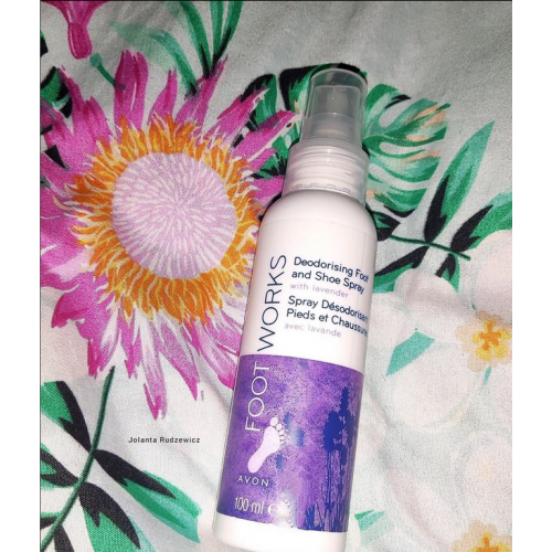 Avon Foot Works, Deodorising Foot and Shoe Spray with Lavender (Lawendowy spray do stóp i obuwia z ochroną przeciwzapachową) - opinie | zdjęcie do recenzji od jolanta_rudzewicz