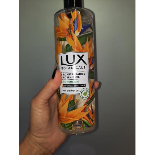 Lux Botanicals Bird of Paradise & Rosehip Oil Daily Shower Gel (Żel pod prysznic) - opinie | zdjęcie do recenzji od Qradomowa86