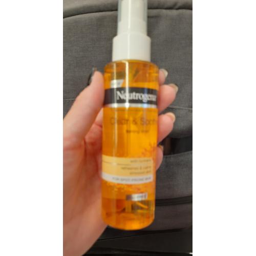 Neutrogena Clear & Soothe, Toning Mist (Mgiełka do twarzy z kurkumą) - opinie | zdjęcie do recenzji od Qradomowa86