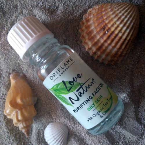 Oriflame Love Nature, Purifying Face Oil with Organic Tea Tree & Lime (Oczyszczający olejek z drzewem herbacianym i limonką) - opinie | zdjęcie do recenzji od AnaSky