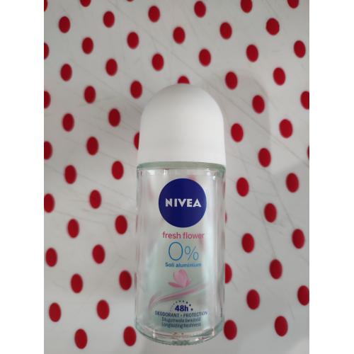 Nivea Fresh Flower, Dezodorant roll-on 0% soli aluminium - opinie | zdjęcie do recenzji od Anita0903