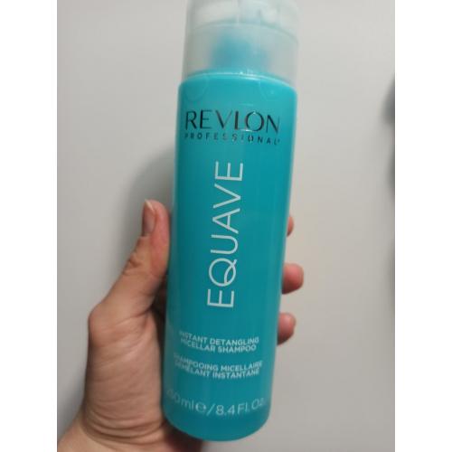 Revlon Professional, Equave, Instant Beauty Hydro Detangling Shampoo (Szampon nawilżający) - opinie | zdjęcie do recenzji od Podgorszczanka