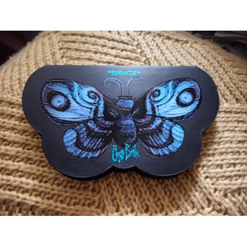 Revolution Beauty (Makeup Revolution) Revolution X Corpse Bride, Butterfly Eyeshadow Palette (Paleta cieni do powiek) - opinie | zdjęcie do recenzji od Adriannakowalska9 - 1
