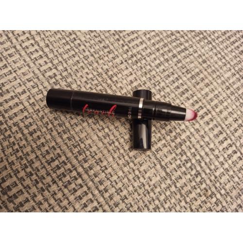 Oriflame The ONE, Irresistible Touch High Shine Lipstick (Pomadka do ust) - opinie | zdjęcie do recenzji od Adriannakowalska9 - 2
