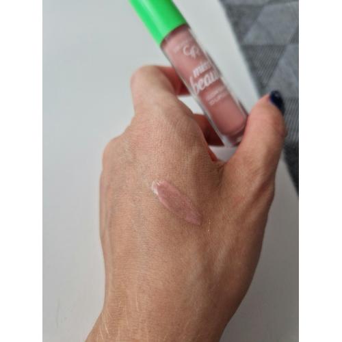 Golden Rose Miss Beauty , Glow Shine 3D Lipgloss (Błyszczyk do ust) - opinie | zdjęcie do recenzji od Ulla1990