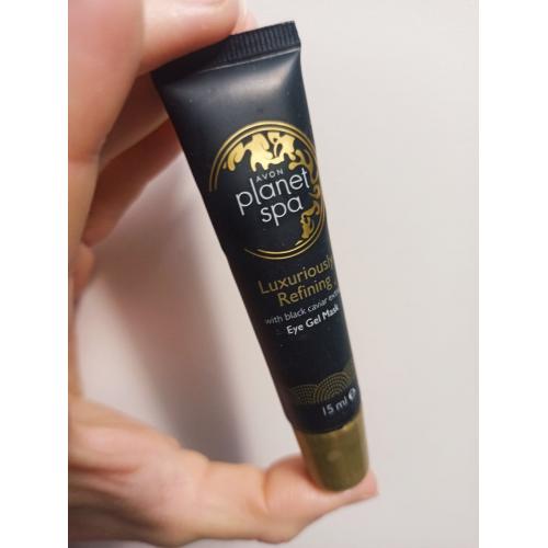 Avon Planet Spa, Luxury Spa, Reviving Eye Smoother [Luxuriously Refining Eye Gel Mask] (Rewitalizująco-wygładzający żel do pielęgnacji okolic oczu z czarnym kawiorem) - opinie | zdjęcie do recenzji od Podgorszczanka