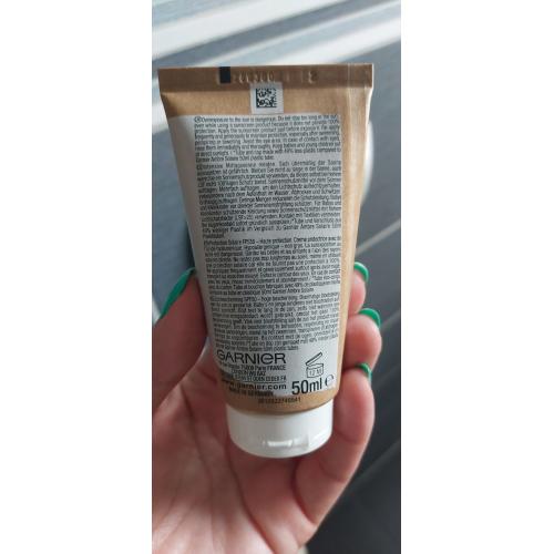 Garnier Ambre Solaire Anti-age Super Protective Cream UV SPF50 (Krem do twarzy  z filtrem SPF 50) - opinie | zdjęcie do recenzji od MartaSowka - 4