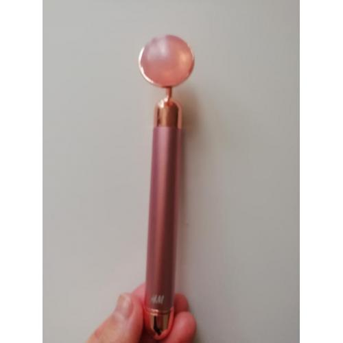 H&M Vibrating Rose Quartz Wand (Wibracyjny masażer z różowego kwarcu) - opinie | zdjęcie do recenzji od 2e9182b55bdf0a98ff6828ef66cf0b2a4e640980_67070af1f3125 - 1
