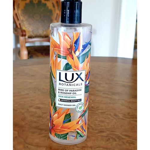 Lux Botanicals Bird of Paradise & Rosehip Oil Daily Shower Gel (Żel pod prysznic) - opinie | zdjęcie do recenzji od Iwona_C
