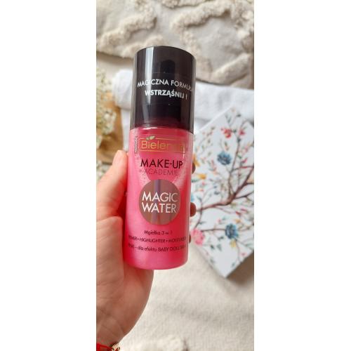 Bielenda Make-up Academie, Magic Water Pink Baby Doll Skin (Mgiełka 3 w 1) - opinie | zdjęcie do recenzji od MagFifi