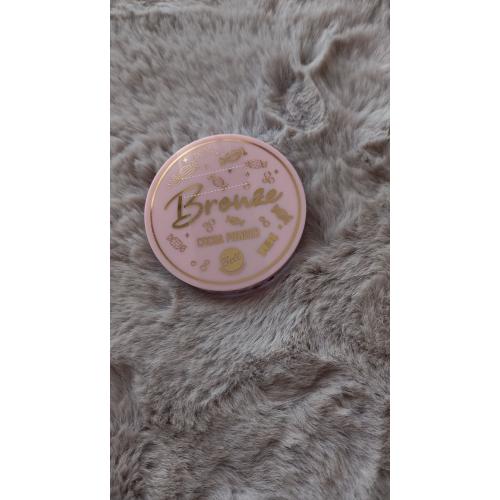 Bell Candy Shop, Bronze Cocoa Powder (Bronzer do twarzy z subtelnym efektem rozświetlenia) - opinie | zdjęcie do recenzji od Madeleine987