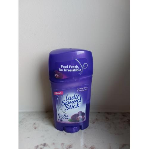 Lady Speed Stick Fresh & Essence Luxorious Freshness, Antyperspirant w sztyfcie - opinie | zdjęcie do recenzji od annaskc