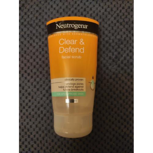 Neutrogena Visibly Clear, Spot Proofing, Smoothing Scrub (Peeling wygładzający) - opinie | zdjęcie do recenzji od Edith14