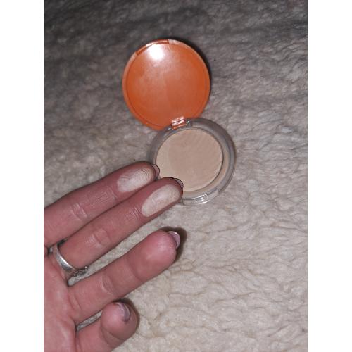 Bell Summer, Hydrating Powder (Nawilżający puder do twarzy) - opinie | zdjęcie do recenzji od Gosiagos87 - 2