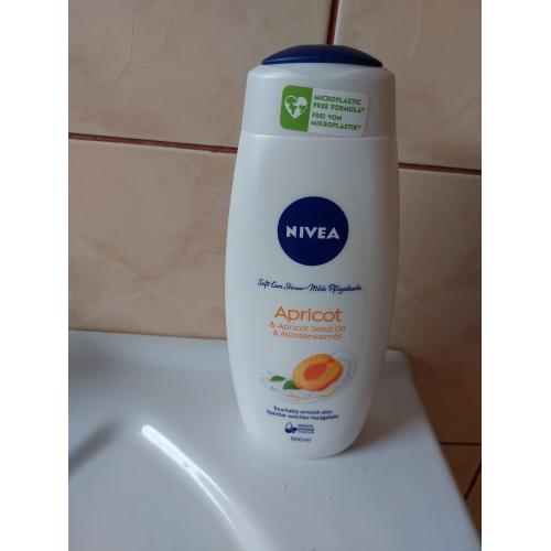 Nivea Soft Care Shower Apricot & Apricot Seed Oil (Pielęgnujący żel pod prysznic `Morela i olej z nasion moreli`) - opinie | zdjęcie do recenzji od annaskc