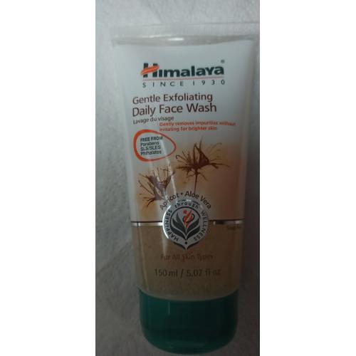 Himalaya Herbals Gentle Exfoliating Daily Face Wash (Żel złuszczający do codziennego mycia) - opinie | zdjęcie do recenzji od ciasteczkowapanna