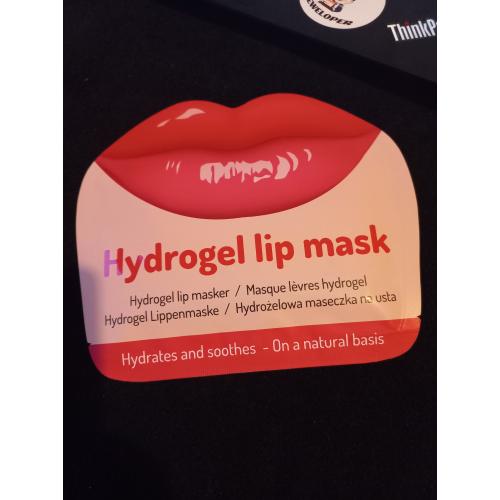 Mascot Europe BV Hydrogel Lip Mask (Hydrożelowa maseczka na usta) - opinie | zdjęcie do recenzji od Medea05