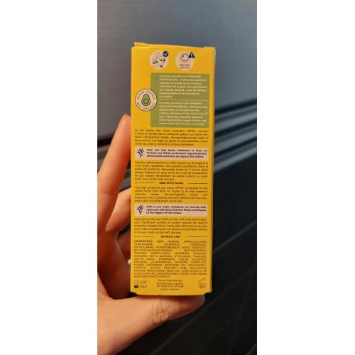 Mustela Sun Bebe-Enfant, Lait Solaire Tres Haute Protection SPF 50+ PPD 25 (Mleczko przeciwsłoneczne SPF 50+) - opinie | zdjęcie do recenzji od MartaSowka - 3