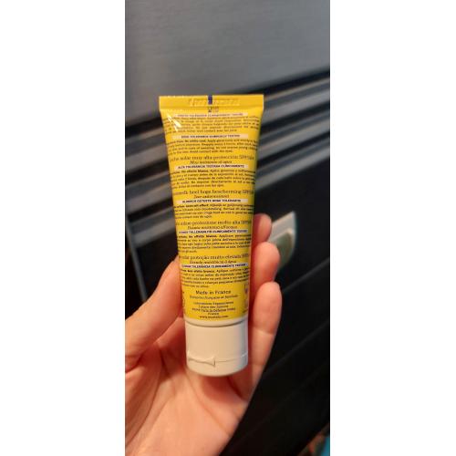 Mustela Sun Bebe-Enfant, Lait Solaire Tres Haute Protection SPF 50+ PPD 25 (Mleczko przeciwsłoneczne SPF 50+) - opinie | zdjęcie do recenzji od MartaSowka - 4
