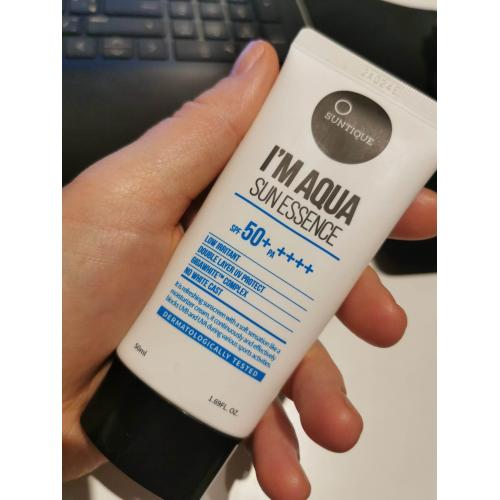 Suntique I’m Aqua Sun Essence SPF 50+ PA++++ (Lekki krem ochronny) - opinie | zdjęcie do recenzji od BlackisBlack - 3