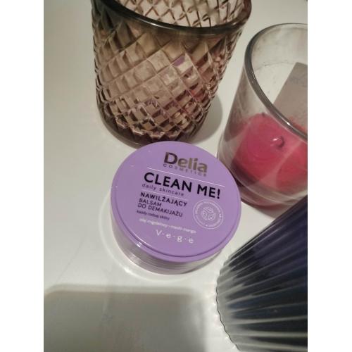 Delia Clean Me!, Nawilżający balsam do demakijażu - opinie | zdjęcie do recenzji od blondeinbeauty