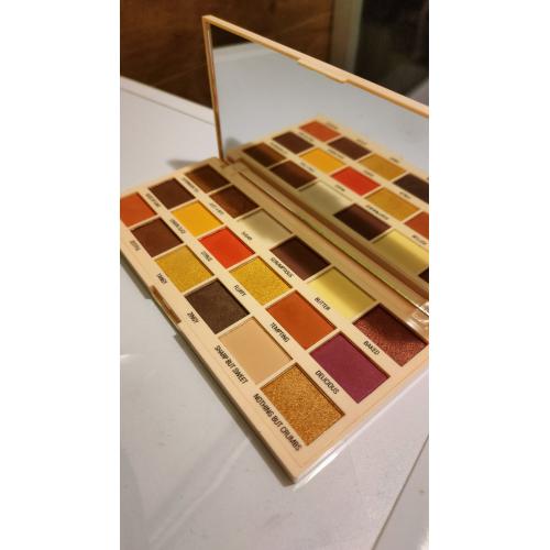 I Heart Revolution Lemon Drizzle Chocolate Shadow Palette (Paleta 18 cieni do powiek) - opinie | zdjęcie do recenzji od Pauli14092019