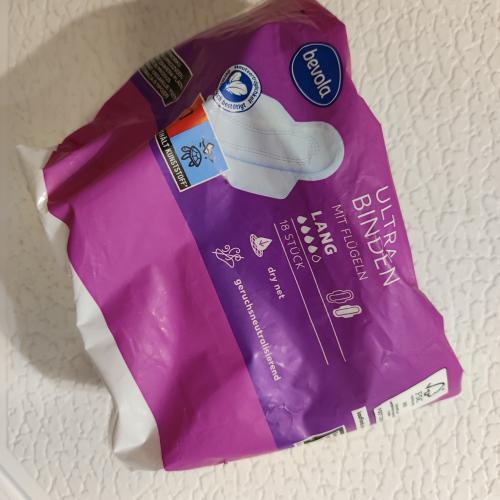 Bevola Ultra Towels Long Dry Net with Wings (Długie podpaski ze skrzydełkami i z siateczką Dry Net) - opinie | zdjęcie do recenzji od teczowaosmiornica - 1