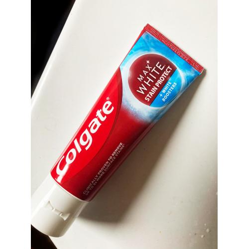 Colgate Max White Stain Protect + White Booster Toothpaste (Wybielająca pasta do zębów) - opinie | zdjęcie do recenzji od 123eliza96 - 2