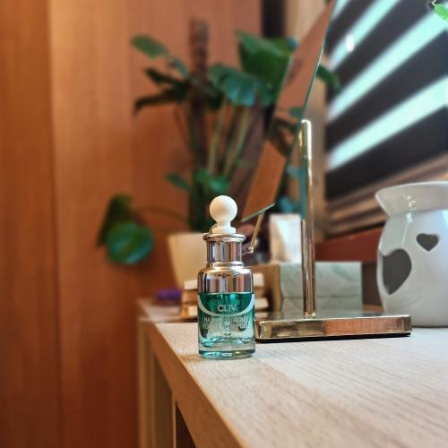 Cliv Premium Max Hyaluronic Formula Ampoule (Intensywnie nawilżająca hialuronowa ampułka do twarzy) - opinie | zdjęcie do recenzji od Luqia