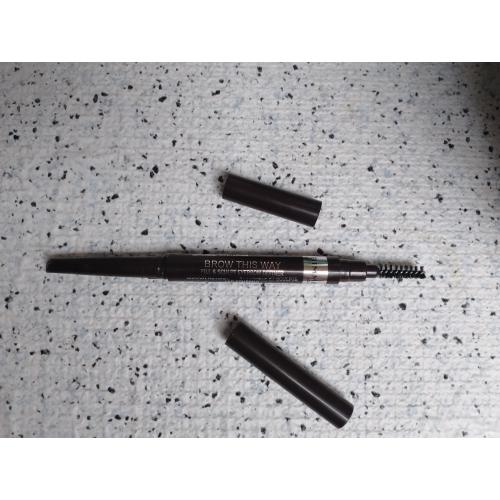 Rimmel Brow This Way, Fill & Sculpt Eyebrow Definer (Kredka do brwi) - opinie | zdjęcie do recenzji od Mika2029