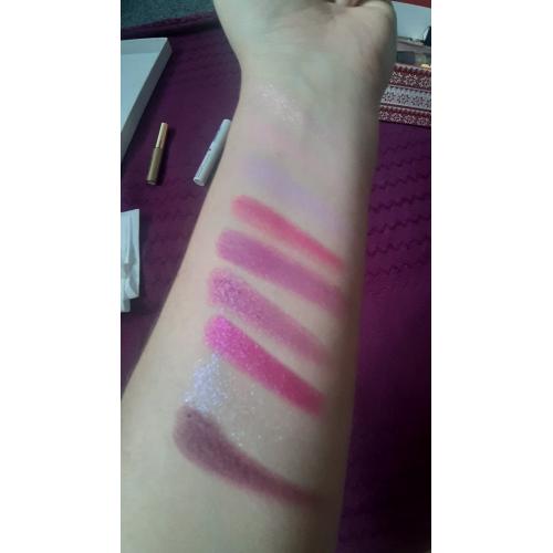 Eveline Cosmetics Look Up, Neon Pink Eyeshadow Palette (Paletka cieni do powiek) - opinie | zdjęcie do recenzji od KIN0183 - 1