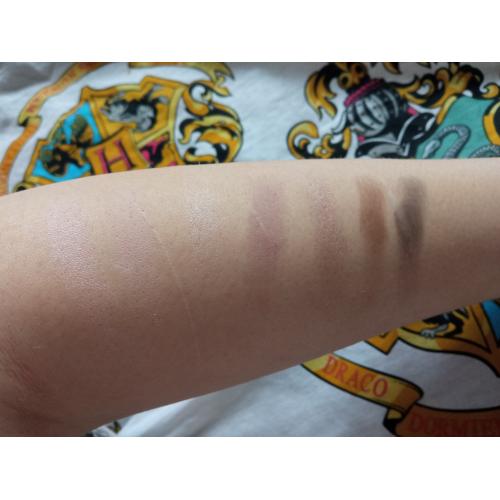 Bell HYPOAllergenic, Eyeshadow Palette 02 (Hypoalergiczny zestaw 8 cieni do powiek) - opinie | zdjęcie do recenzji od Patuuxsia - 3