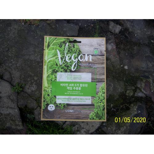 Lomi Lomi Vegan Sheet Mask with Kale Extract and Vitamins A and E (Wegańska maseczka w płachcie z ekstraktem z jarmużu i witaminami A i E) - opinie | zdjęcie do recenzji od Smerfeta83 - 1