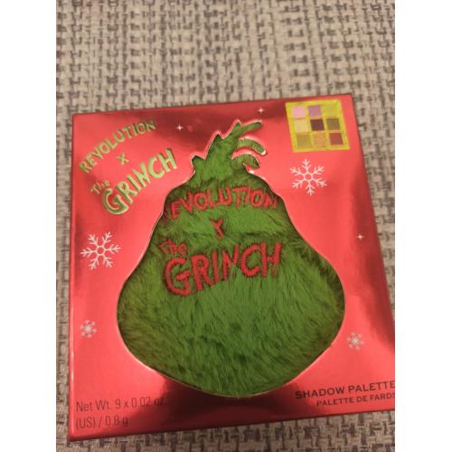 Revolution Beauty (Makeup Revolution) The Grinch x Revolution, Mean One Shadow (Paleta cieni) - opinie | zdjęcie do recenzji od Adriannakowalska9 - 2