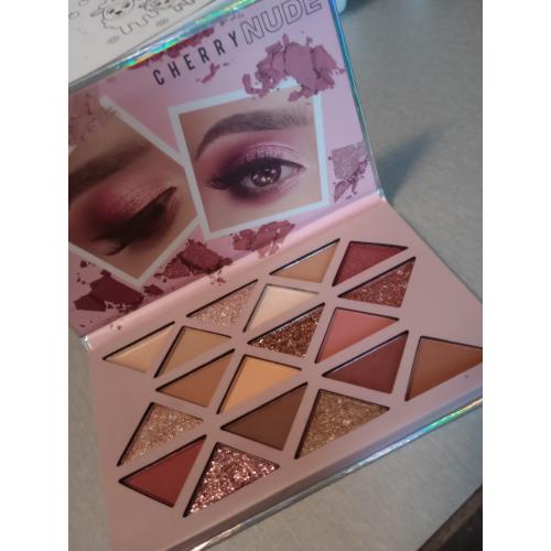 Wibo Cherry Nude Eye Palette (Paleta do cieni do powiek i korektor) - opinie | zdjęcie do recenzji od mm2991 - 2