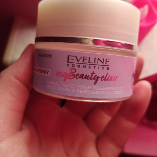 Eveline Cosmetics My Beauty Elixir Hydra Raspberry, Nawilżający krem regenerujący - opinie | zdjęcie do recenzji od asiulka55 - 2