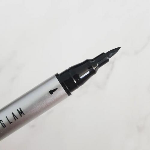 Sheglam Wing It Waterproof Liner Duo (Wodoodporny eyeliner ze stemplem) - opinie | zdjęcie do recenzji od f6b553abd7484a09c15925e6937dcdfb8224db47_65eba68250e23 - 3