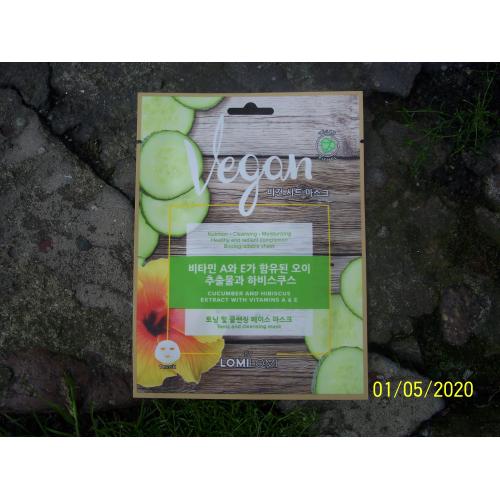 Lomi Lomi Vegan, Sheet Mask with Cucamber and Hibiscus Extract with Vitamins A, E (Wegańska maseczka w płachcie  z ekstraktem z ogórka ,hibiskusa oraz z witaminami A i E) - opinie | zdjęcie do recenzji od Smerfeta83 - 1