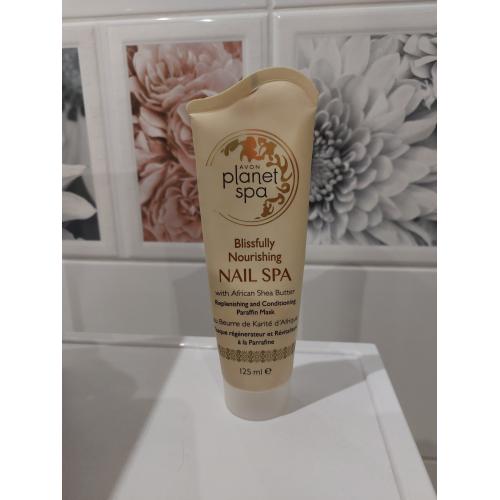 Avon Planet Spa, Blissfully Nourishing, Nail Spa Replenishing and Conditioning Paraffin Mask (Odżywcza maska do dłoni i stóp z parafiną) - opinie | zdjęcie do recenzji od annaskc
