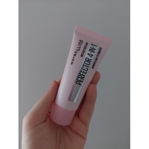 Maybelline New York Instant Age Rewind Perfector 4-In-1 Whipped Matte Makeup (Podkład do twarzy) - opinie | zdjęcie do recenzji od Oliwka3105 - 3