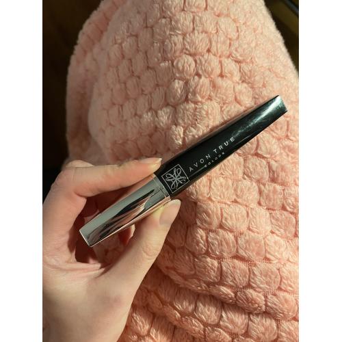 Avon Super Extend [True Colour], Winged Out Mascara (Perfekcyjnie wydłużający i rozdzielający tusz do rzęs) - opinie | zdjęcie do recenzji od Sunny_M