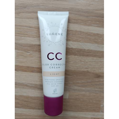 Lumene CC Color Correcting Cream (Krem CC do twarzy) - opinie | zdjęcie do recenzji od anezie - 1