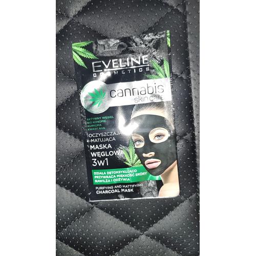 Eveline Cosmetics Cannabis Skin Care,  Oczyszczająco-matująca maska węglowa 3 w 1 - opinie | zdjęcie do recenzji od joaska1992