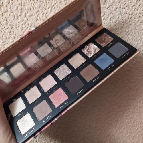 Catrice Slim Eyeshadow Palette Peach Origin (Paleta cieni do powiek) - opinie | zdjęcie do recenzji od Li_nka_ - 2