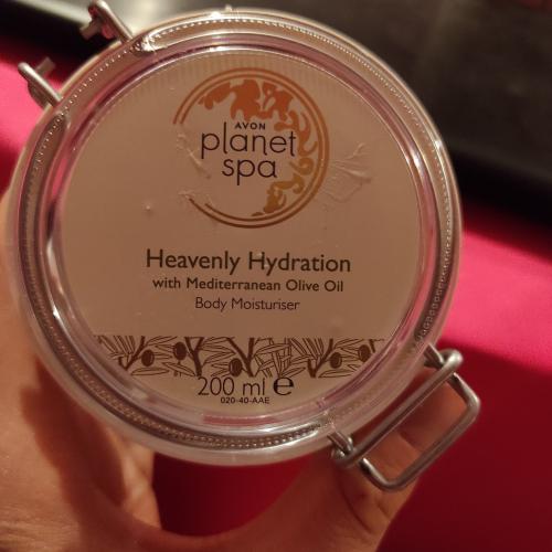 Avon Planet Spa, Heavenly Hydration, Body Moisturiser (Nawilżające masło do ciała) - opinie | zdjęcie do recenzji od asiulka55