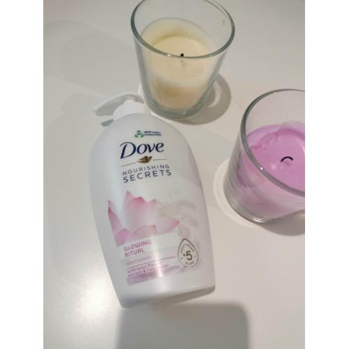 Dove Nourishing Secrets, Glowing Ritual, Handwash with Lotus Flower & Rice Water (Mydło do rąk w płynie) - opinie | zdjęcie do recenzji od blondeinbeauty