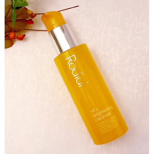 Rodial Vit. C Brightening Cleanser (Rozświetlający żel do mycia twarzy z vit. C) - opinie | zdjęcie do recenzji od Iwona_C