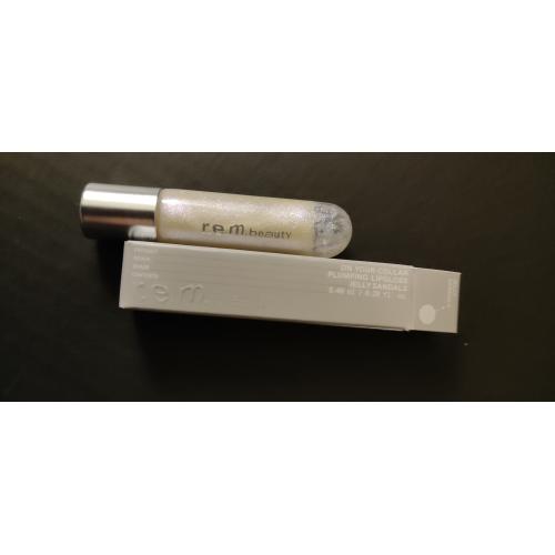 R.E.M. Beauty by Ariana Grande On Your Collar Plumping Lip Gloss (Błyszczyk powiększający usta) - opinie | zdjęcie do recenzji od madziarek27