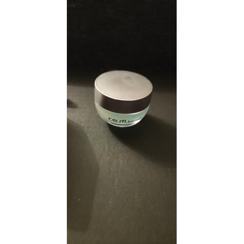 R.E.M. Beauty by Ariana Grande Full Night's Sleep Cooling Blurring Undereye Balm (Balsam odświeżający pod oczy) - opinie | zdjęcie do recenzji od madziarek27 - 2