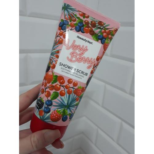 The Beauty Dept. Very Berry Shower Scrub Soothing and Relaxing (Peeling pod prysznic) - opinie | zdjęcie do recenzji od Avesammael - 2
